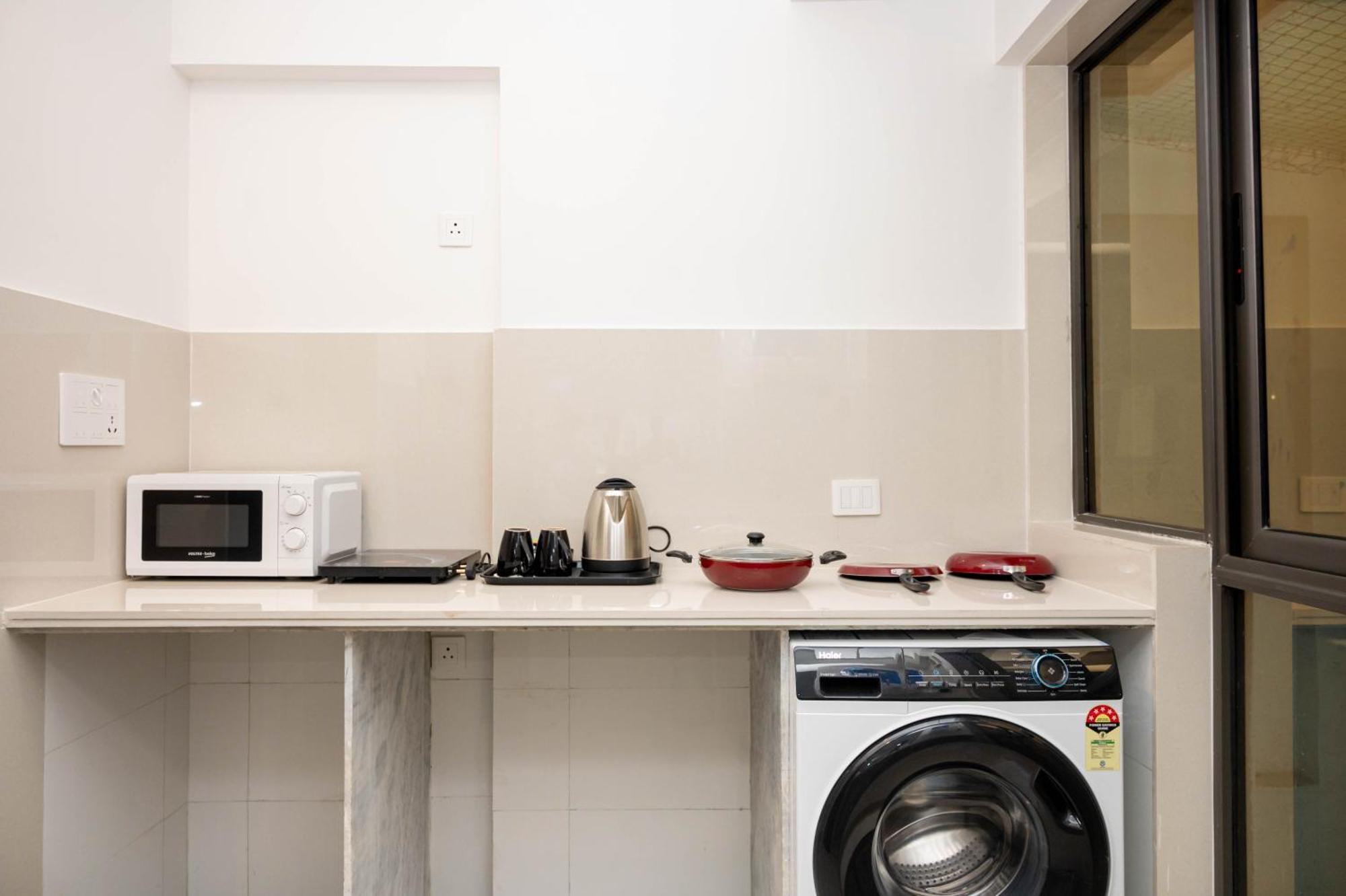 Z Bliss Suites, Bkc 孟买 外观 照片