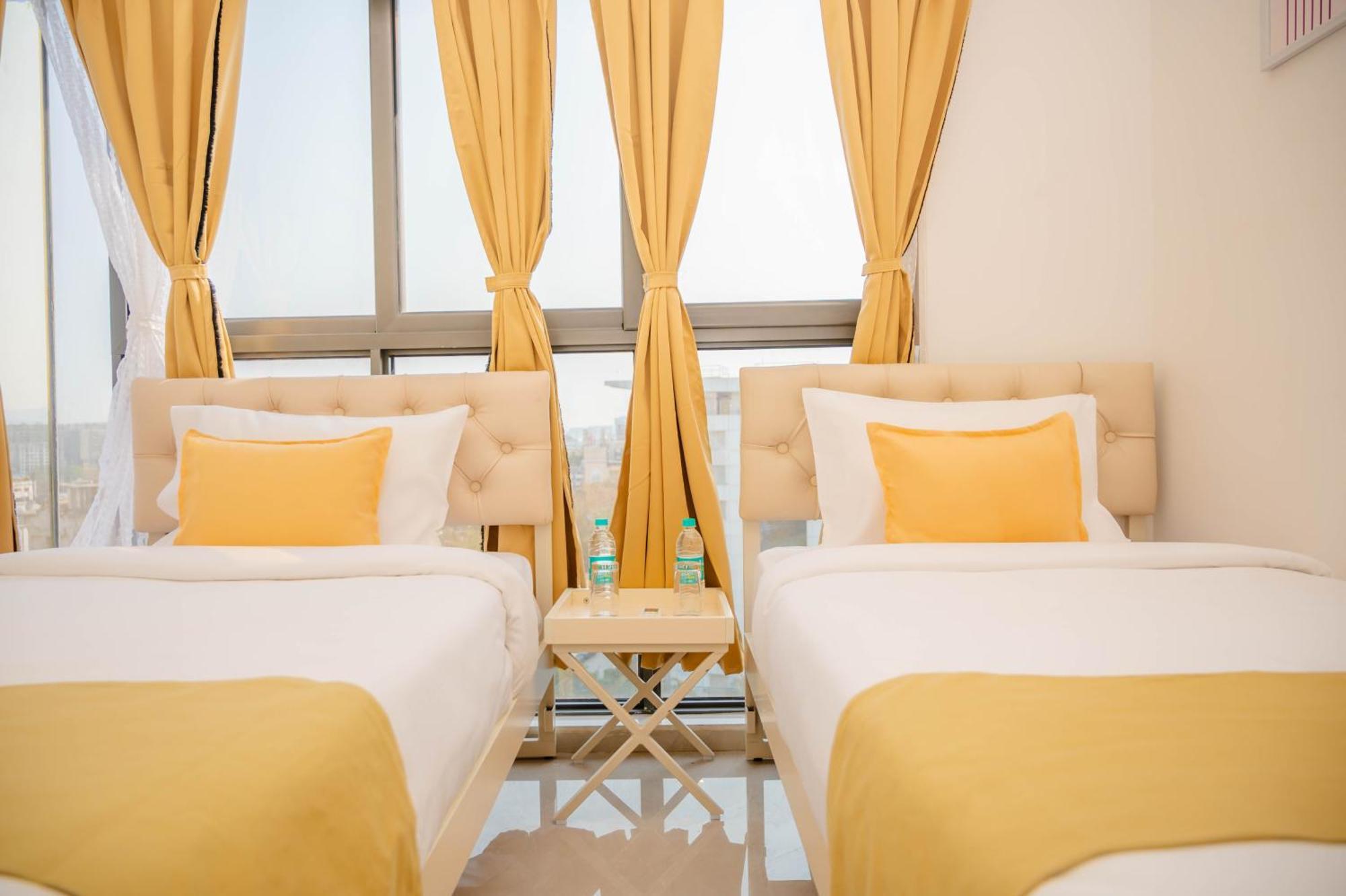 Z Bliss Suites, Bkc 孟买 外观 照片