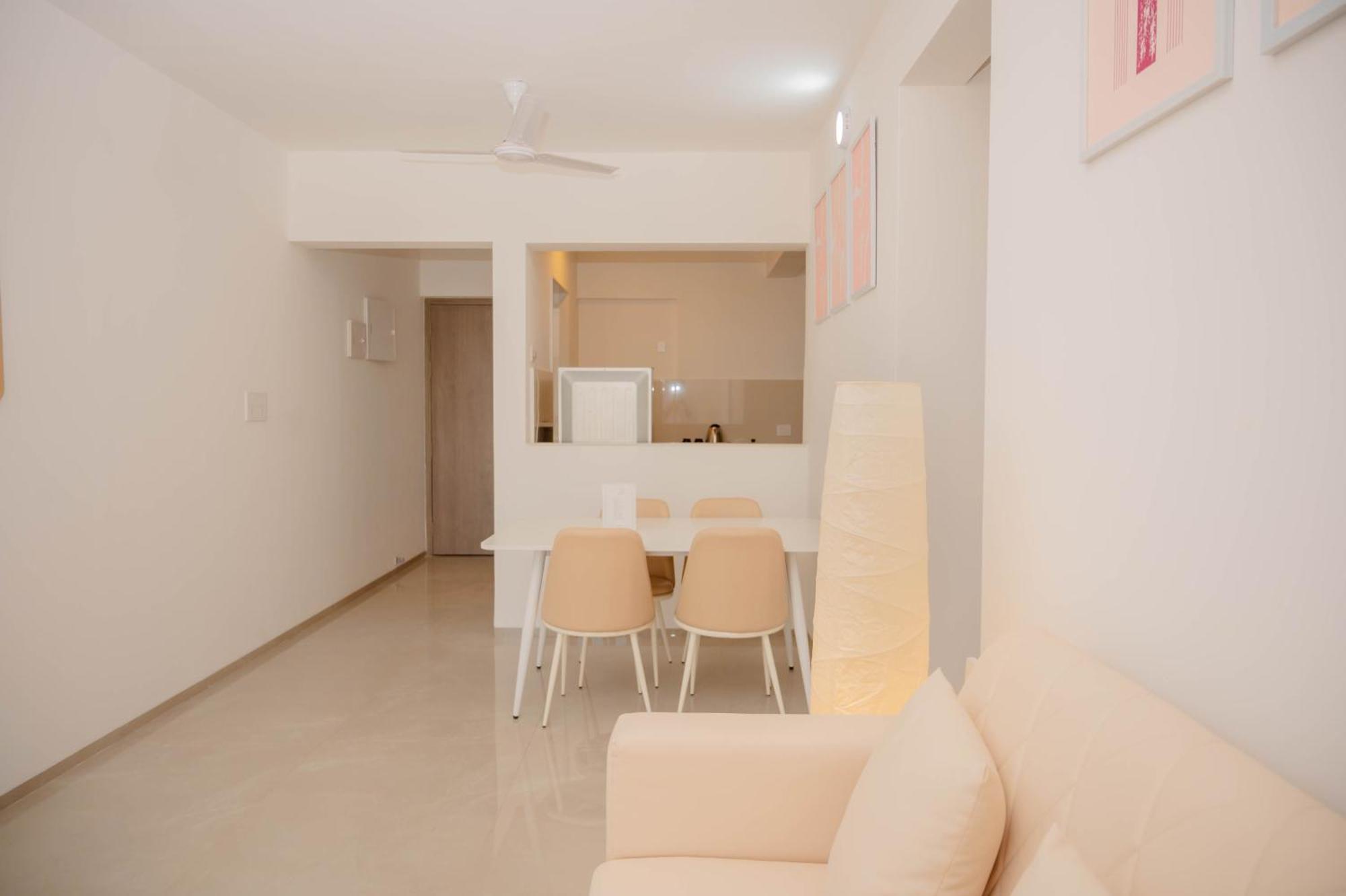 Z Bliss Suites, Bkc 孟买 外观 照片