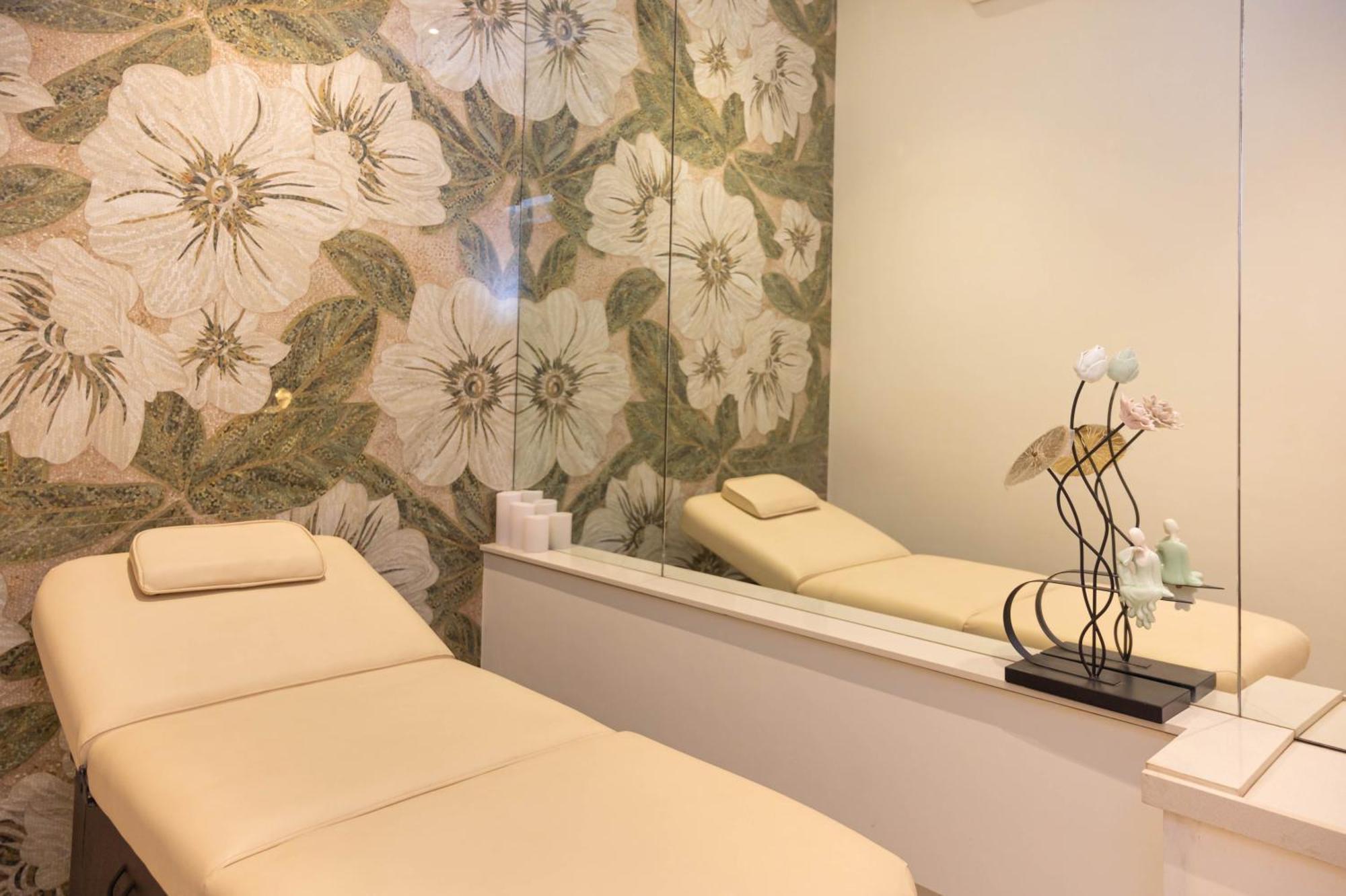 Z Bliss Suites, Bkc 孟买 外观 照片