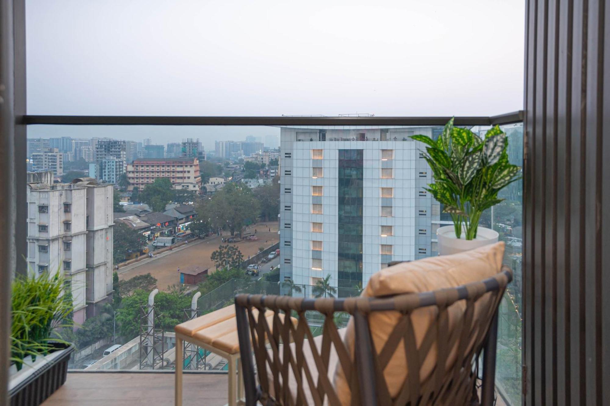 Z Bliss Suites, Bkc 孟买 外观 照片