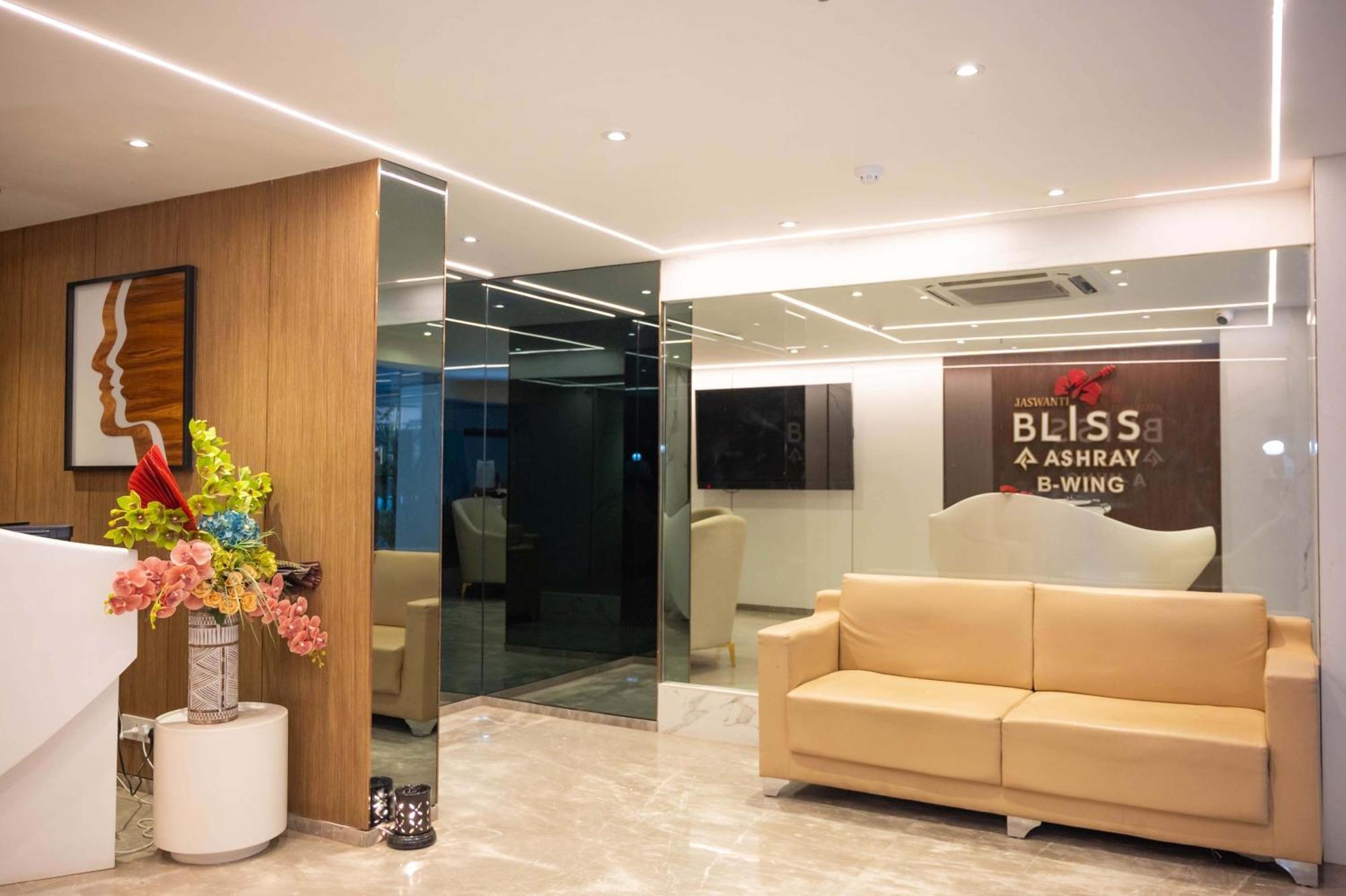 Z Bliss Suites, Bkc 孟买 外观 照片