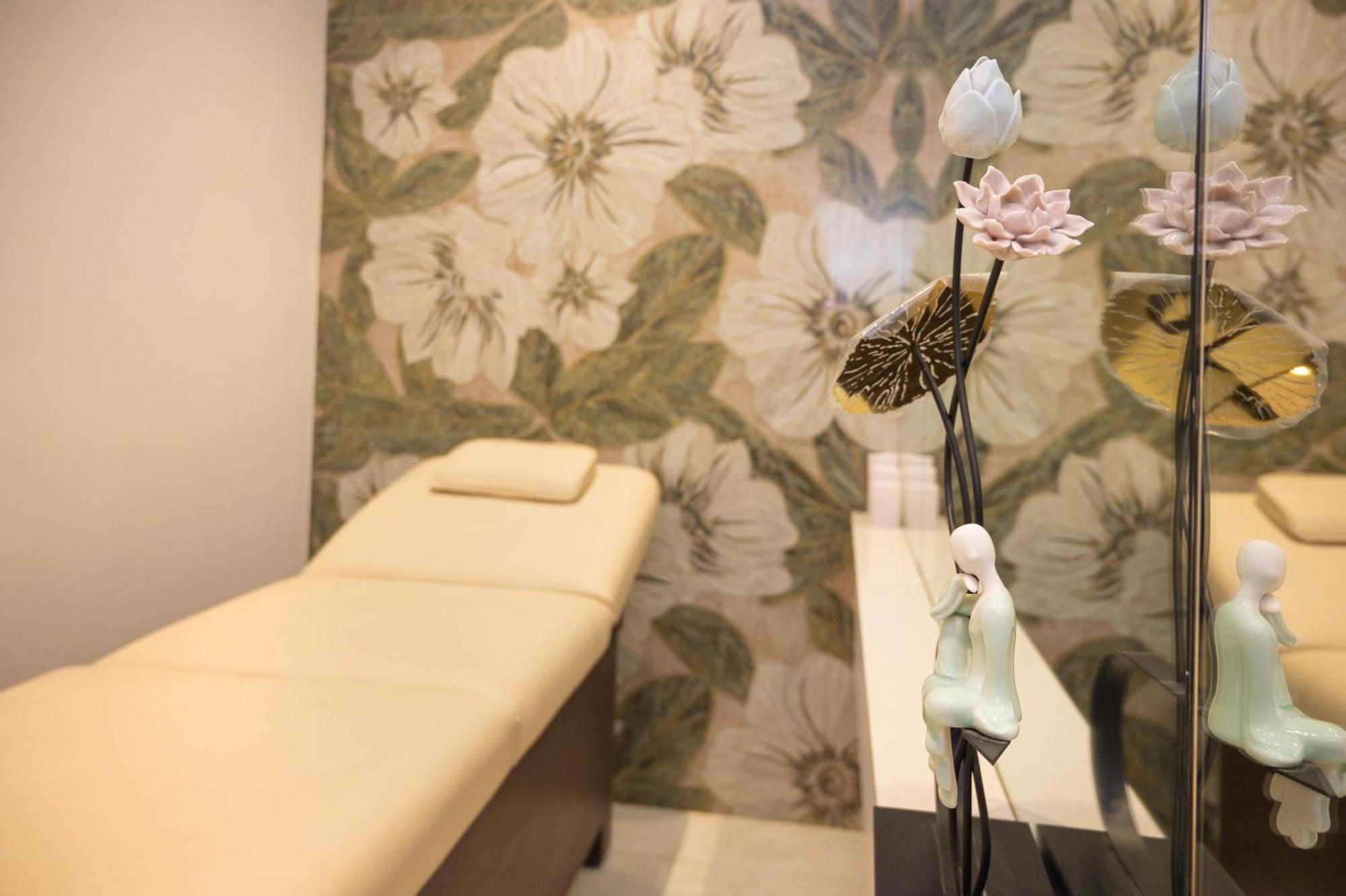 Z Bliss Suites, Bkc 孟买 外观 照片